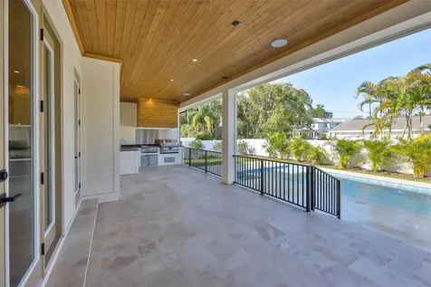 4123 W Corona Street Tampa FL 33629