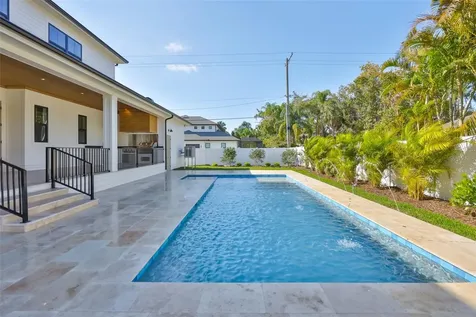 4123 W Corona Street Tampa FL 33629