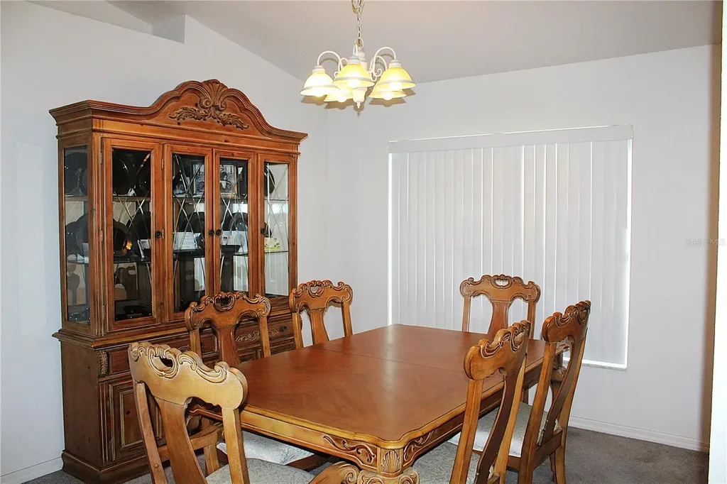 13029 NE 6th Place Silver Springs FL 34488
