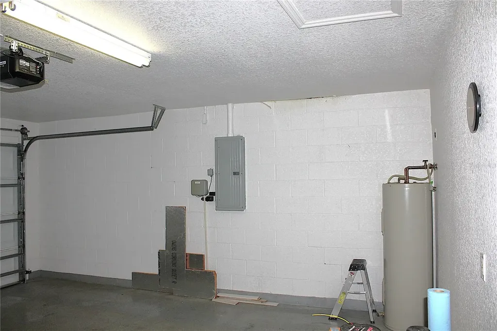13029 NE 6th Place Silver Springs FL 34488