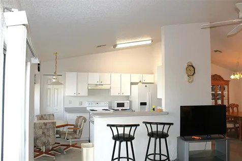 13029 NE 6th Place Silver Springs FL 34488