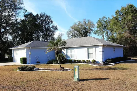 13029 NE 6th Place Silver Springs FL 34488