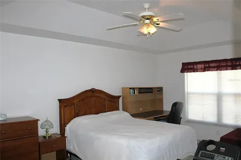 13029 NE 6th Place Silver Springs FL 34488
