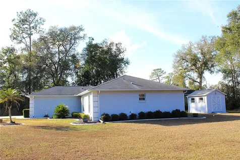 13029 NE 6th Place Silver Springs FL 34488