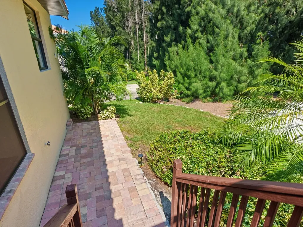 12313 Baypointe Terrace Cortez FL 34215