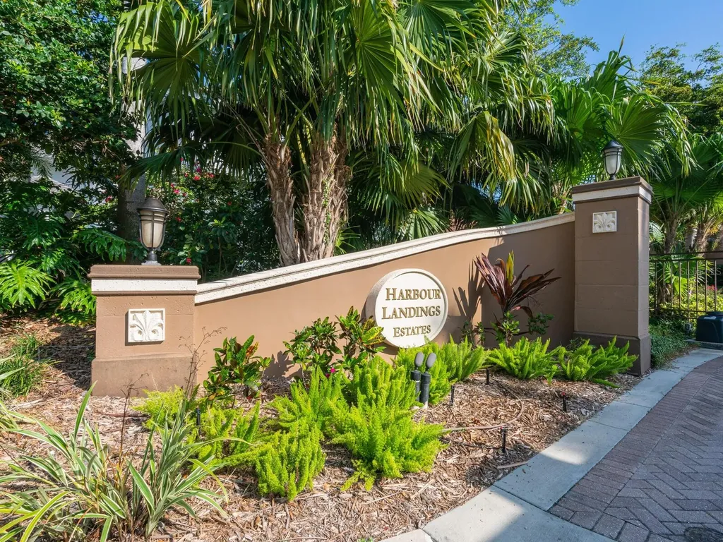 12313 Baypointe Terrace Cortez FL 34215