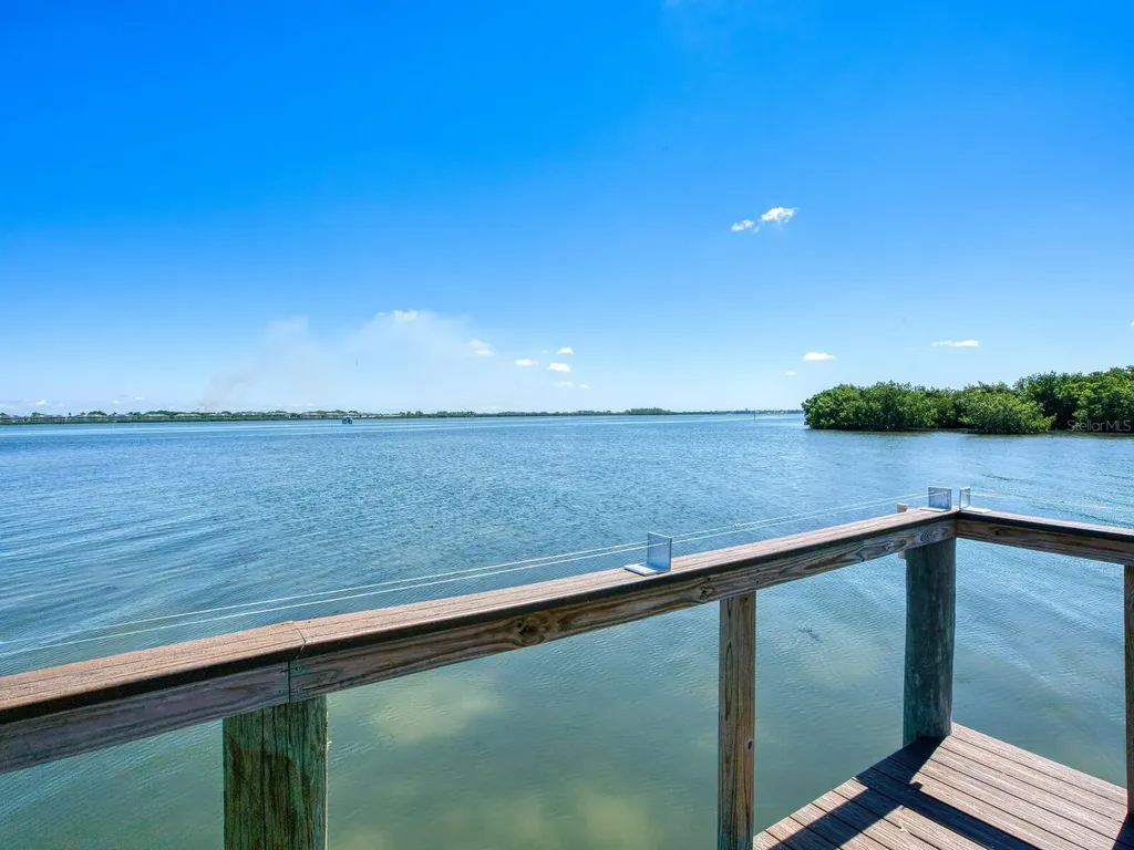 12313 Baypointe Terrace Cortez FL 34215