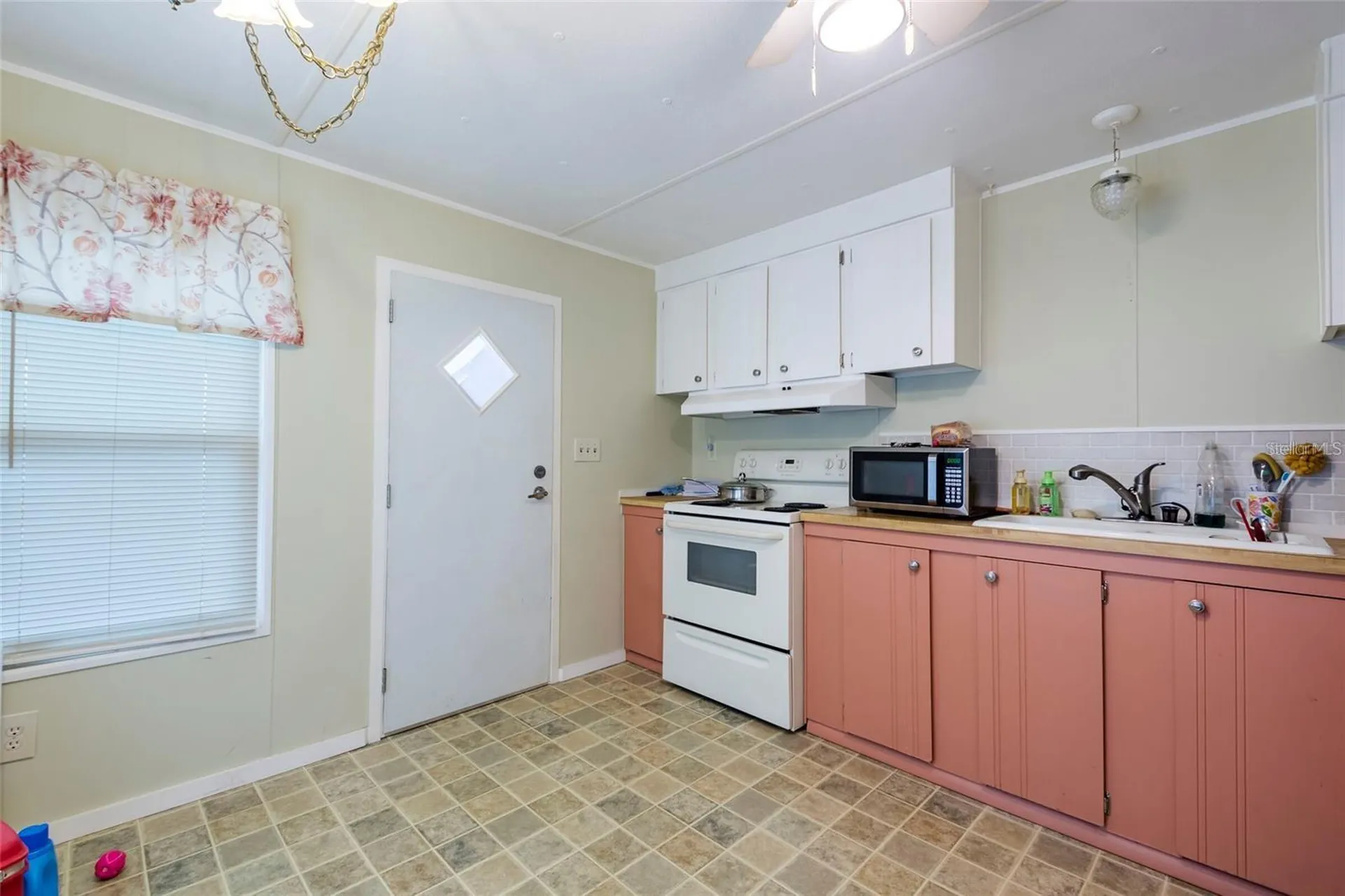 7154 El Meyers Street Zephyrhills FL 33541