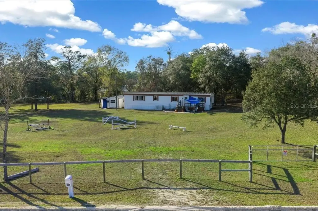 6250 SE 150th Avenue Morriston FL 32668