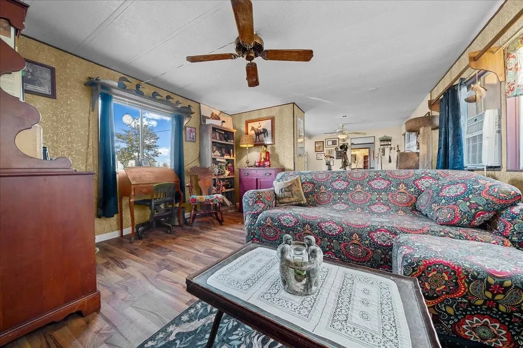 6250 SE 150th Avenue Morriston FL 32668