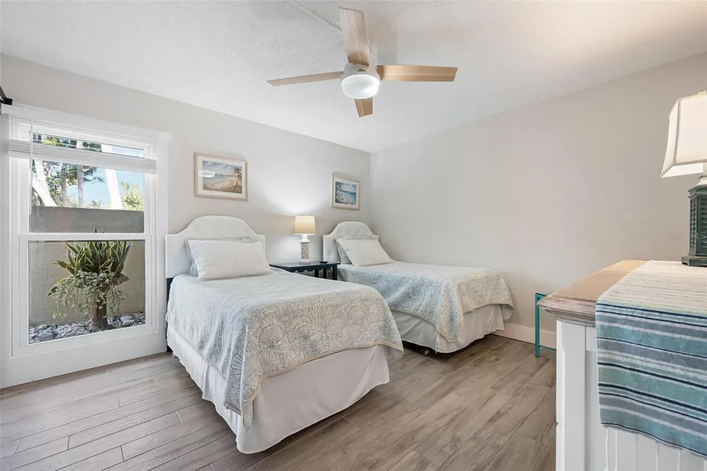 5260 Gulf Of Mexico Drive Longboat Key FL 34228