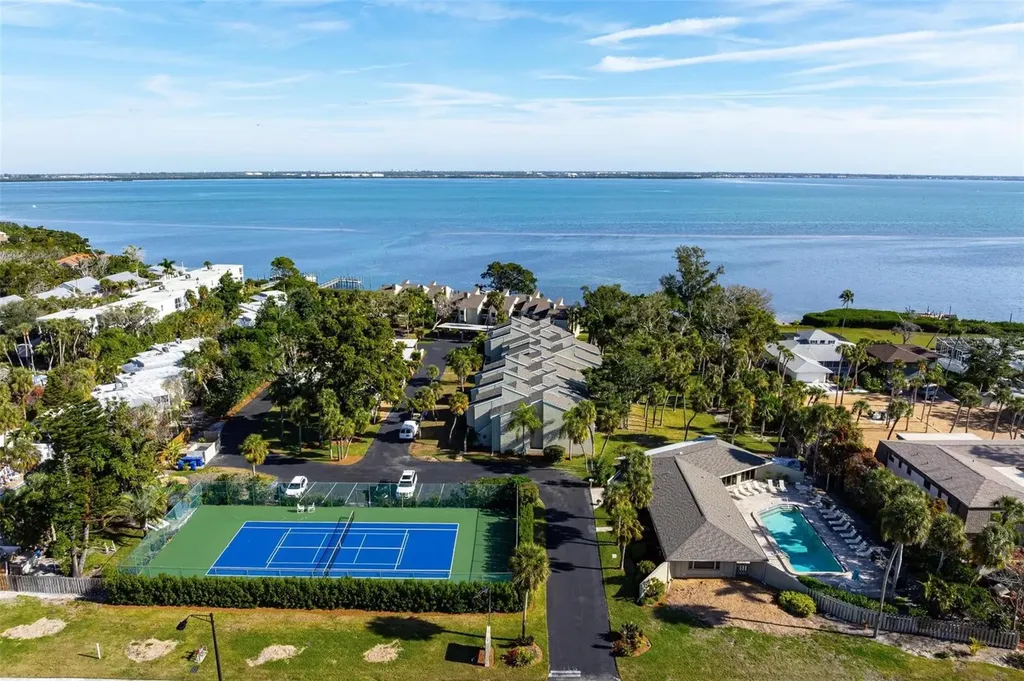 5260 Gulf Of Mexico Drive Longboat Key FL 34228