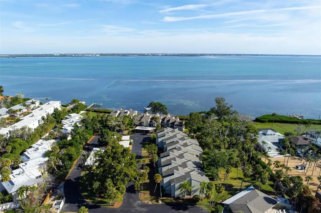 5260 Gulf Of Mexico Drive Longboat Key FL 34228