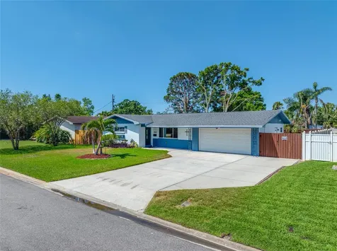1900 60th Way N St Petersburg FL 33710