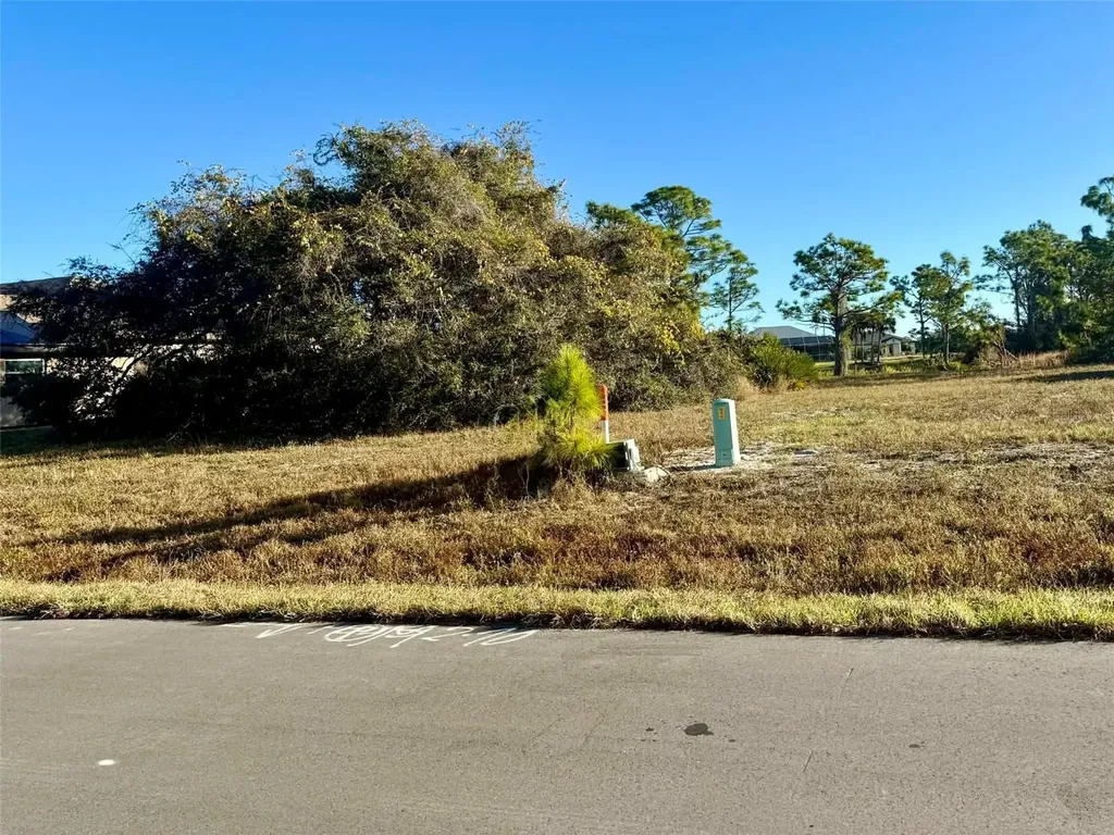 14 Pine Valley Road Rotonda West FL 33947