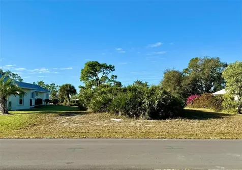 114 Tournament Road Rotonda West FL 33947