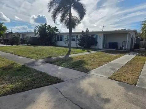 942 Abeto Street NE Palm Bay FL 32905