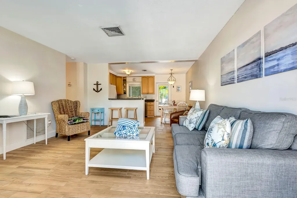 207 75th Street Bradenton Beach FL 34217