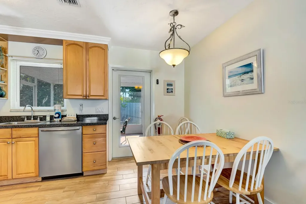 207 75th Street Bradenton Beach FL 34217