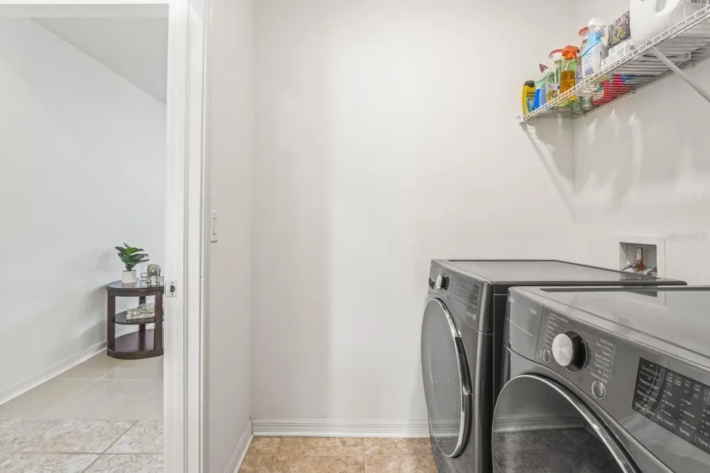571 Old Windsor Way Spring Hill FL 34609