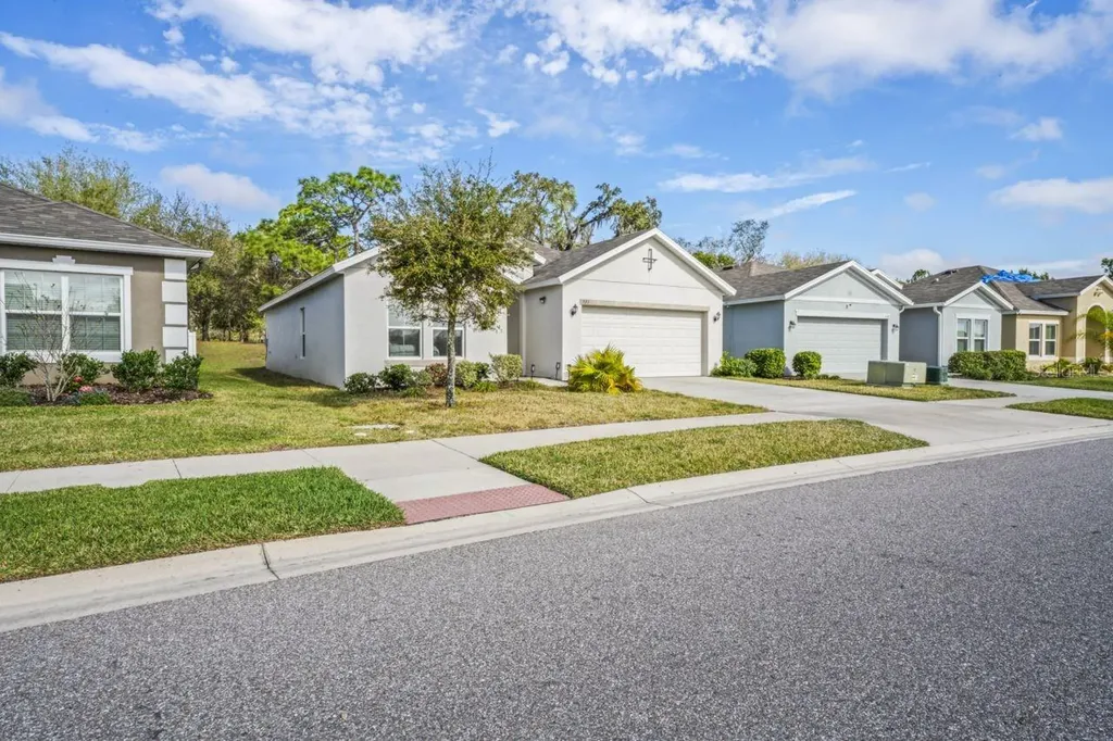 571 Old Windsor Way Spring Hill FL 34609