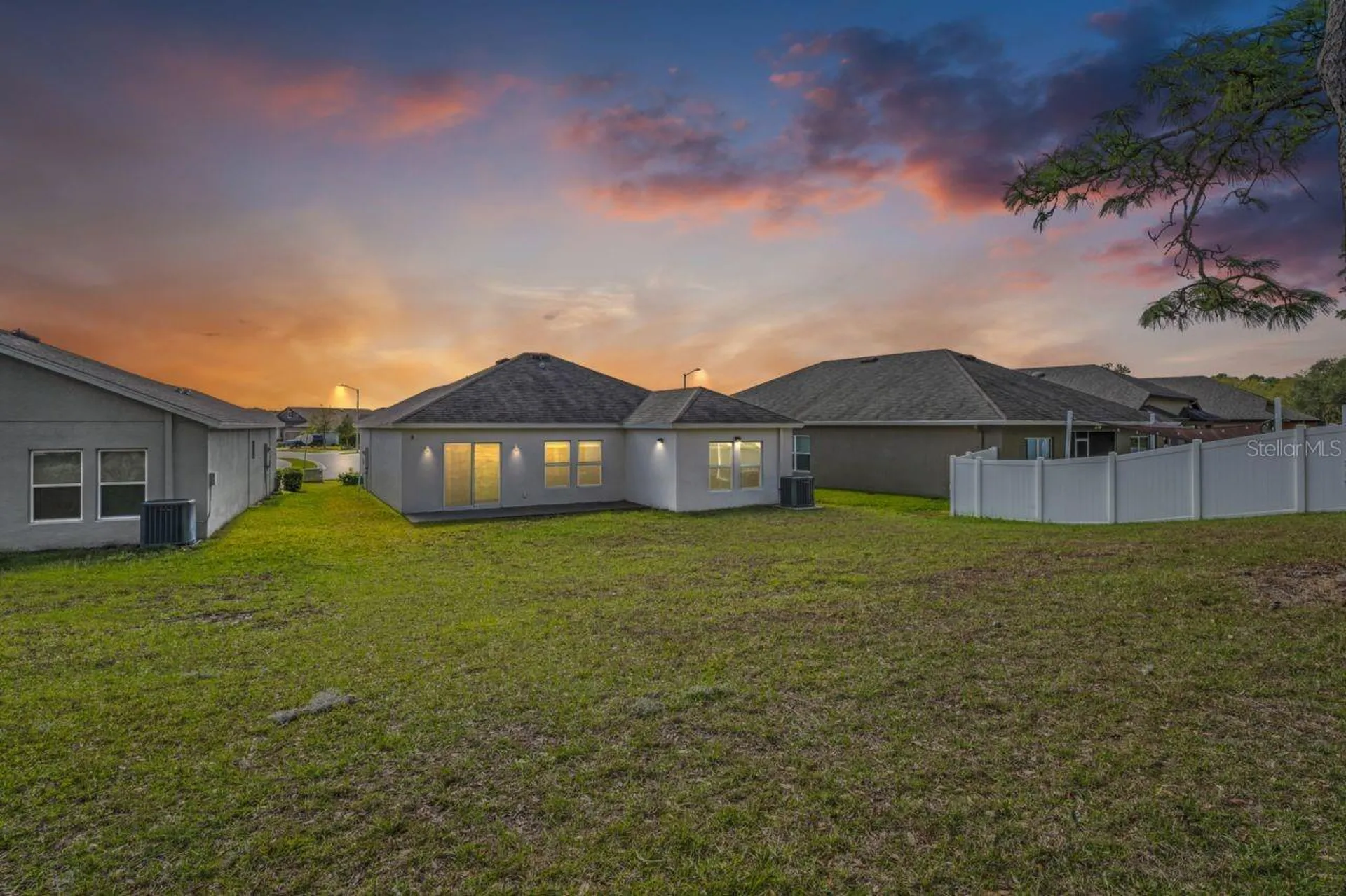 571 Old Windsor Way Spring Hill FL 34609