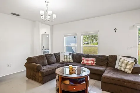 571 Old Windsor Way Spring Hill FL 34609