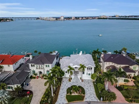 391 1st Street W St Petersburg FL 33715