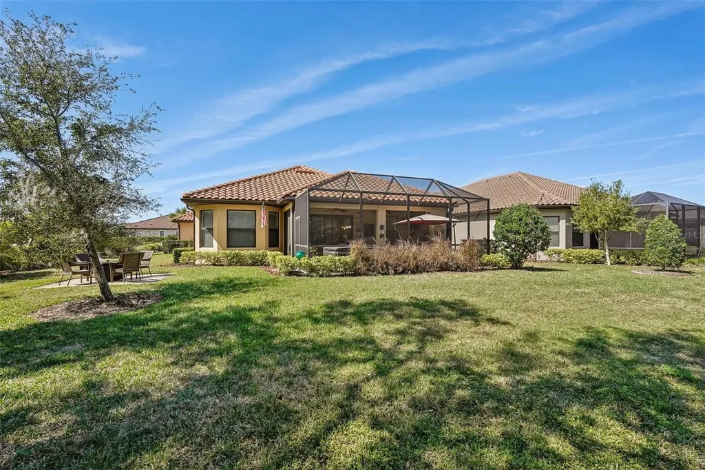 10802 Seasons Way Palmetto FL 34221