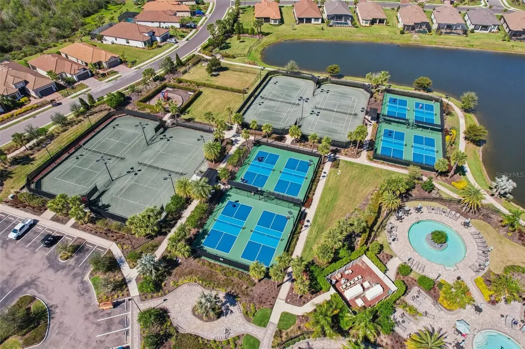 10802 Seasons Way Palmetto FL 34221