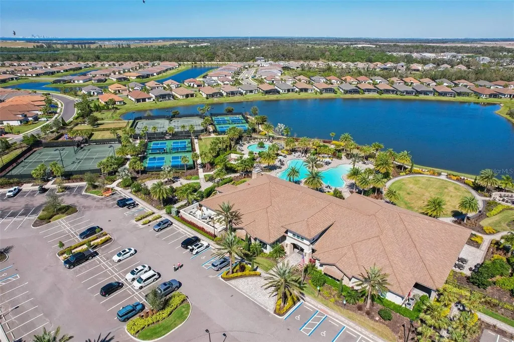 10802 Seasons Way Palmetto FL 34221