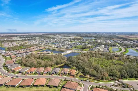 10802 Seasons Way Palmetto FL 34221
