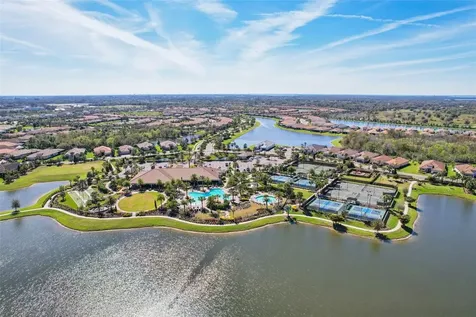 10802 Seasons Way Palmetto FL 34221