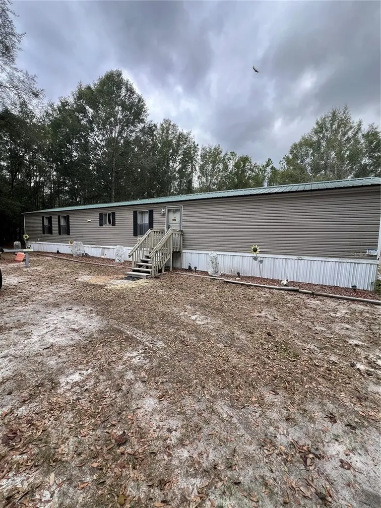 589 SW Cumorah Hill Street Fort White FL 32038