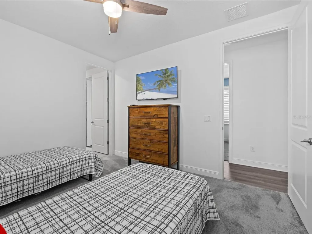 832 Desert Mountain Court Reunion FL 34747