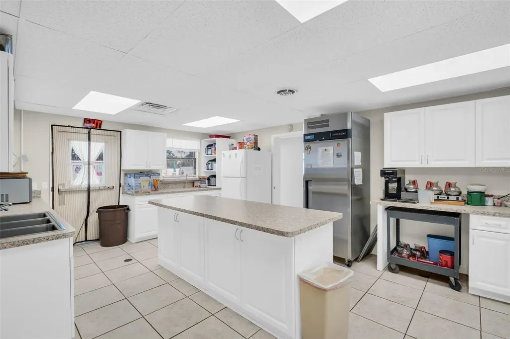 2033 Maui Drive Holiday FL 34691