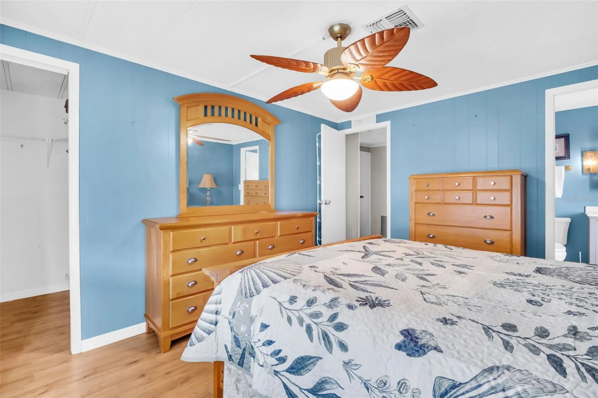 2033 Maui Drive Holiday FL 34691