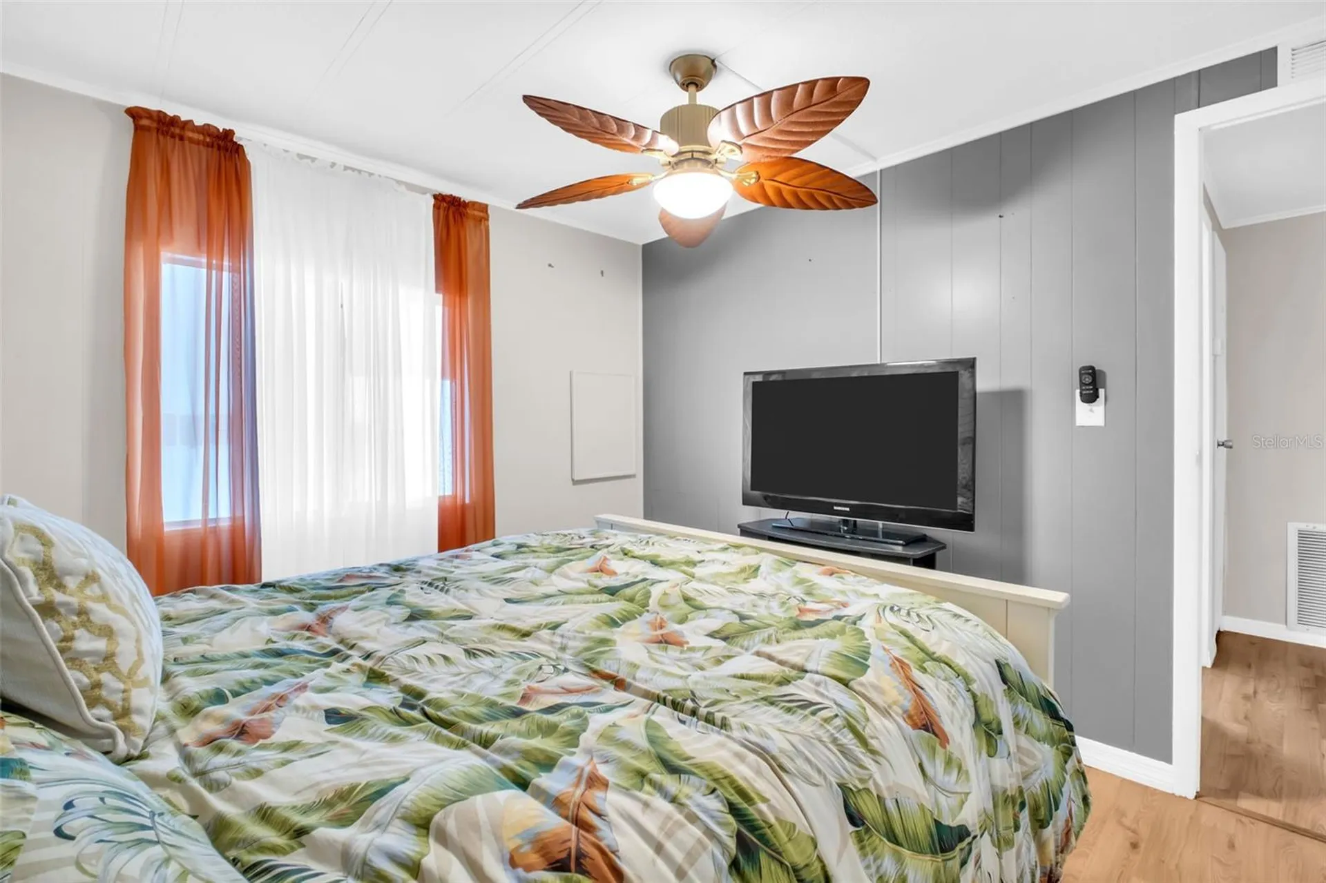 2033 Maui Drive Holiday FL 34691