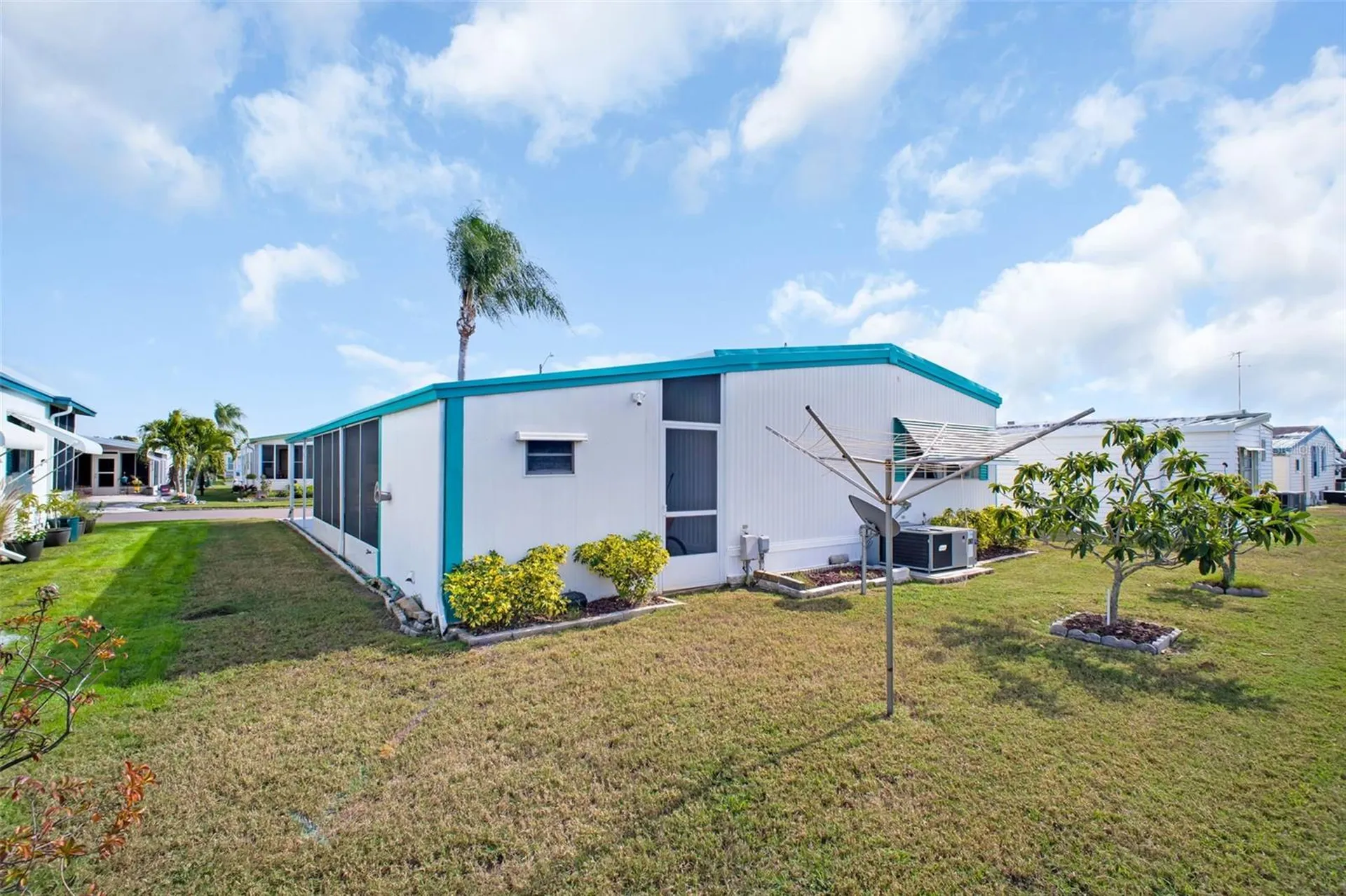 2033 Maui Drive Holiday FL 34691