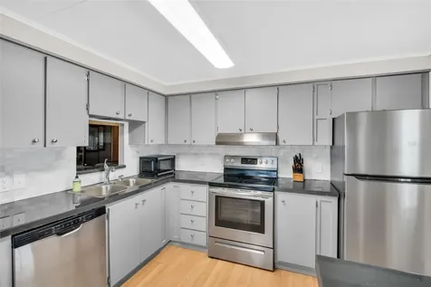 2033 Maui Drive Holiday FL 34691