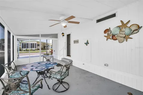 2033 Maui Drive Holiday FL 34691