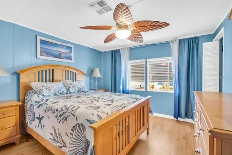 2033 Maui Drive Holiday FL 34691