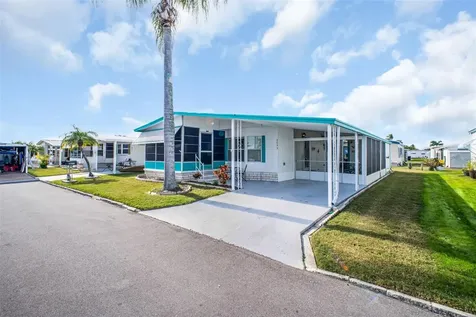 2033 Maui Drive Holiday FL 34691