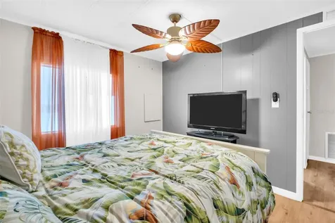 2033 Maui Drive Holiday FL 34691