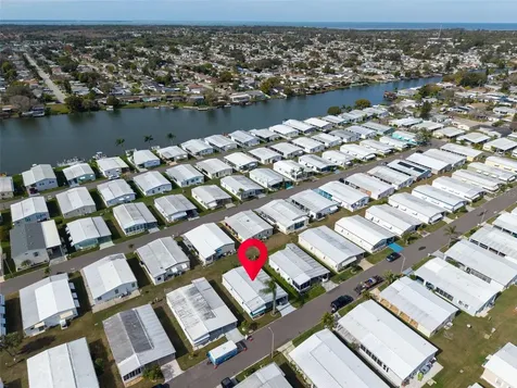 2033 Maui Drive Holiday FL 34691