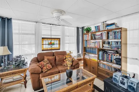 2033 Maui Drive Holiday FL 34691