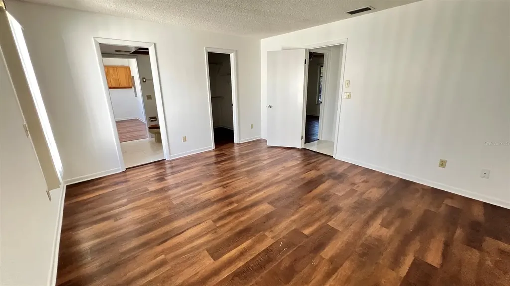 10548 86th Avenue N Seminole FL 33772