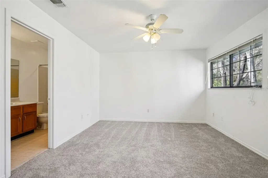 5606 SW 8th Place Gainesville FL 32607