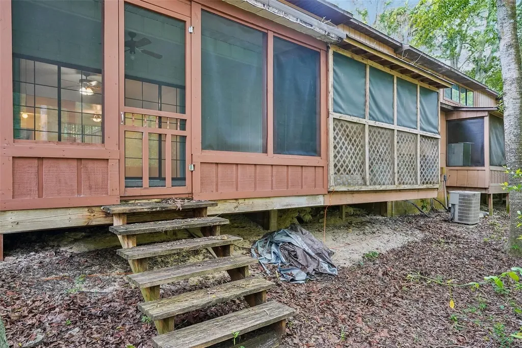 5606 SW 8th Place Gainesville FL 32607