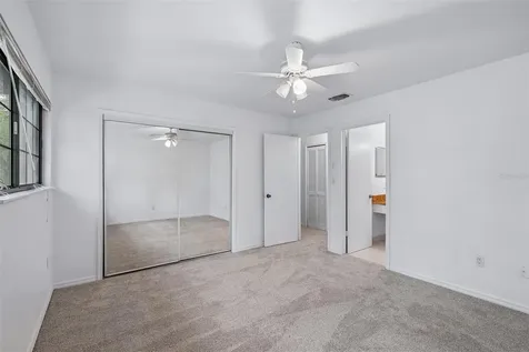 5606 SW 8th Place Gainesville FL 32607